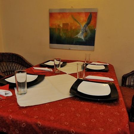 שומן Family Hotel Prolet מראה חיצוני תמונה